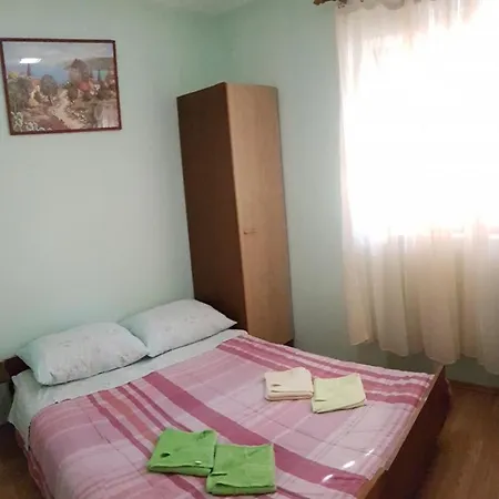 Apartment Robinsonstyle Stari Grad (Hvar)